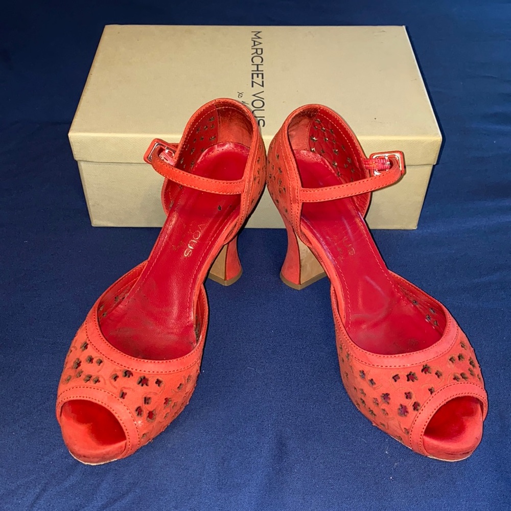 Marchez Vous Red Simon Laser